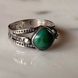 Navajo ♥️ Vintage Silver & Turquoise Ring!